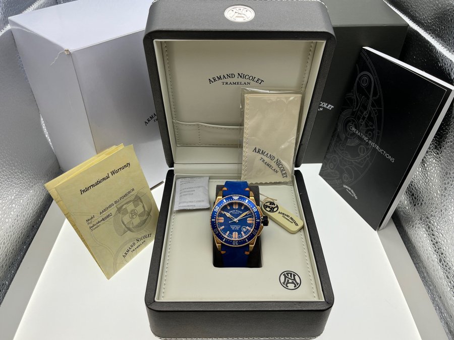 Armand Nicolet JSS Tramelan Automatic Watch Diver 300m