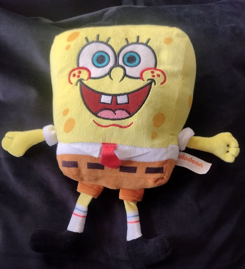 Julklappstips...! Svampebob Fyrkant Plyschdocka 30 cm...