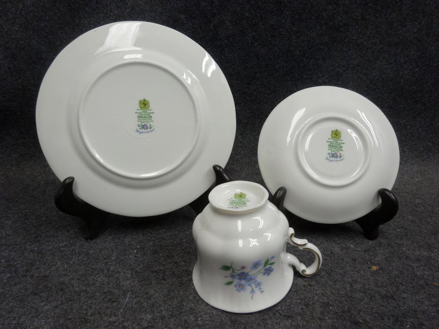 Kaffekopp med Fat Assiett Forget Me Not Paragon Fine Bone China England