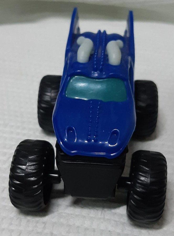 McDONALDS happy meal 2015 MONSTER JAM DRAGON TRUCK 2019 Dragon Truck