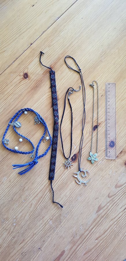 4 st halsband + 1 st armband