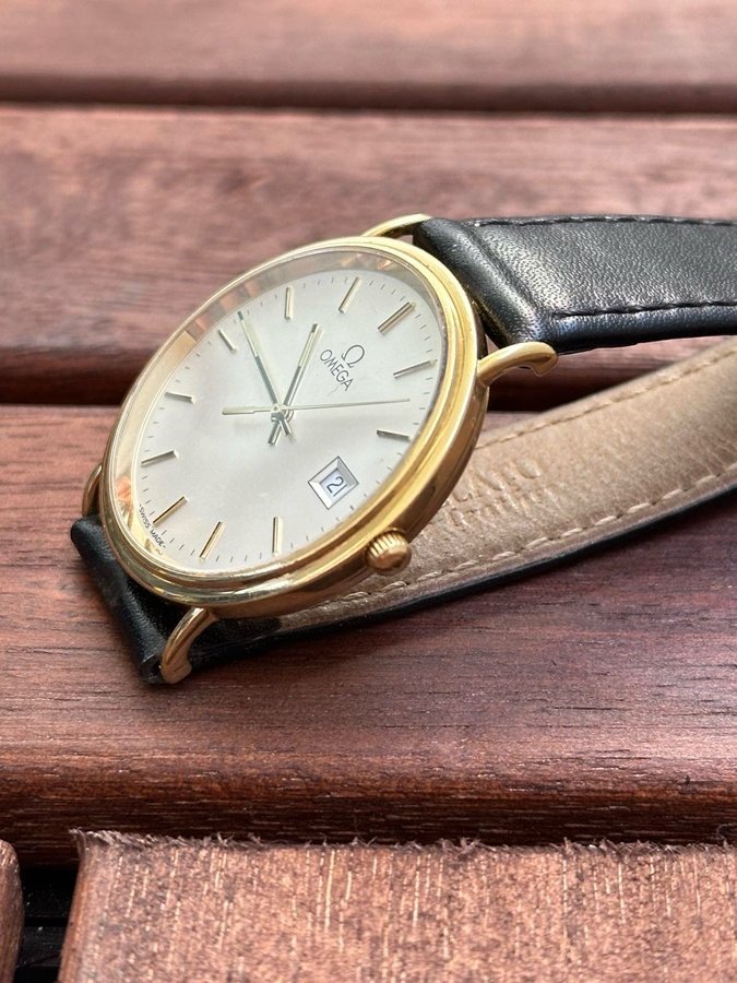 Herrur Omega 18k