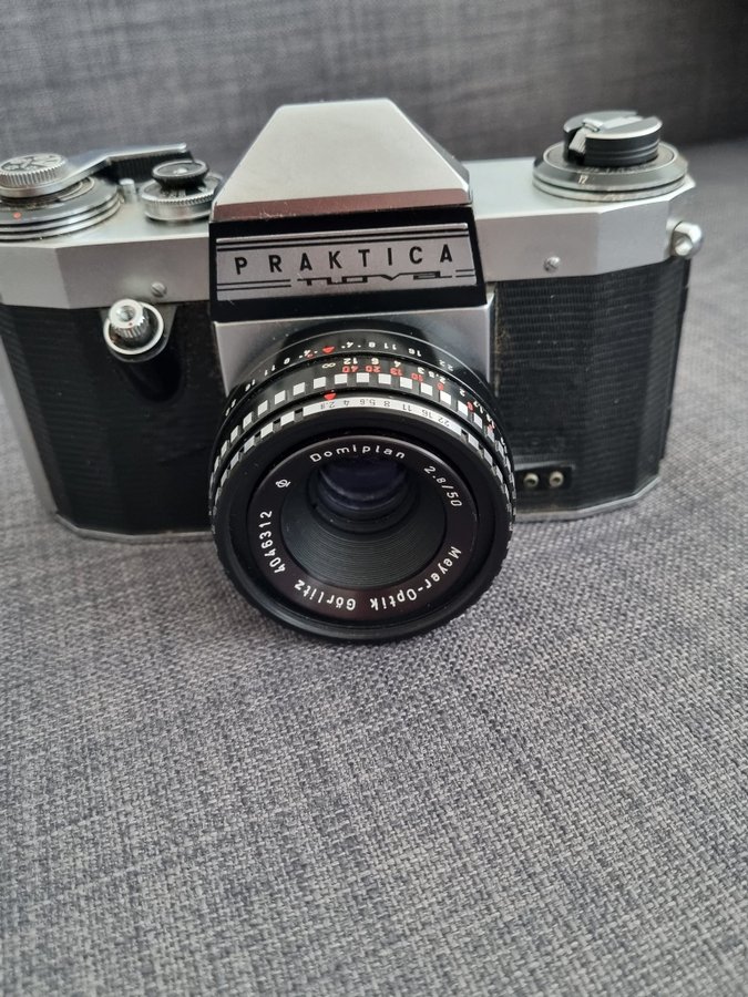 Praktica Nova Mayer-optic Domiplan 2,8/50