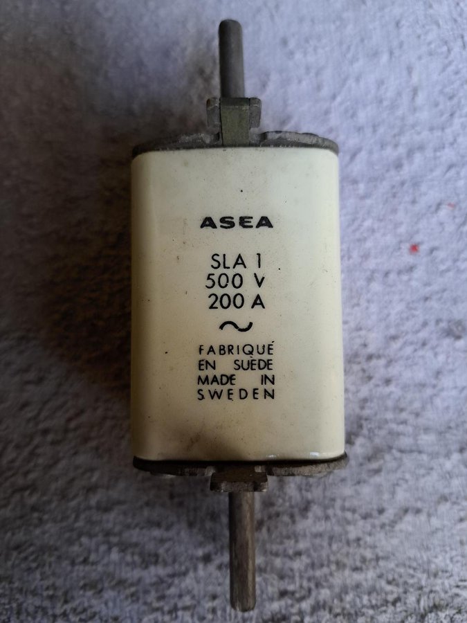 ASEA Knivsäkring SLA 1 500V 200A