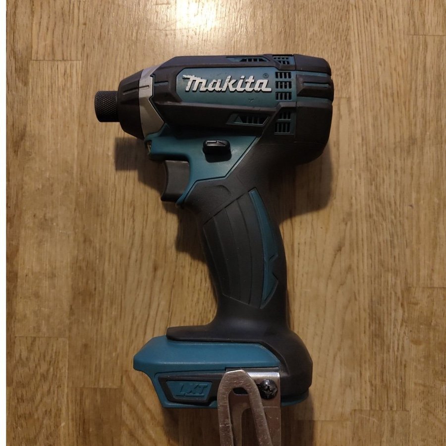 Makita DTD152 Impact Driver