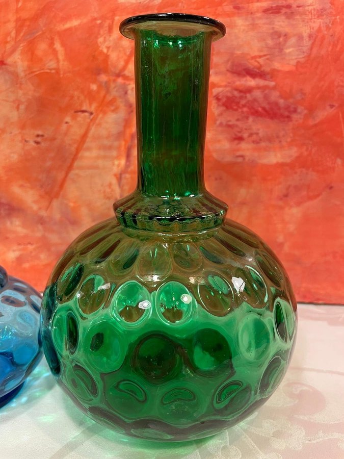 Ett par Karaff / Vaser Glas handblåst  från 1800 talet