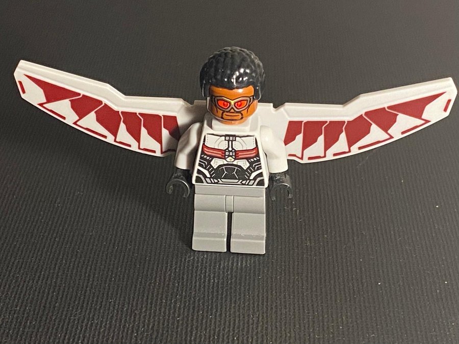 Falcon - LEGO - Minifigur -- sh261