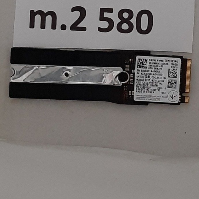 SSD Samsung M2 NVMe  256GB formfaktor 2280 inklusive förlängaren