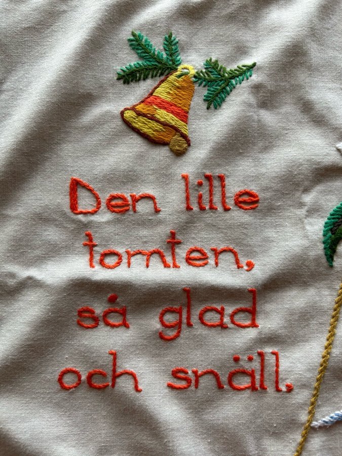 Handbroderad julbonad