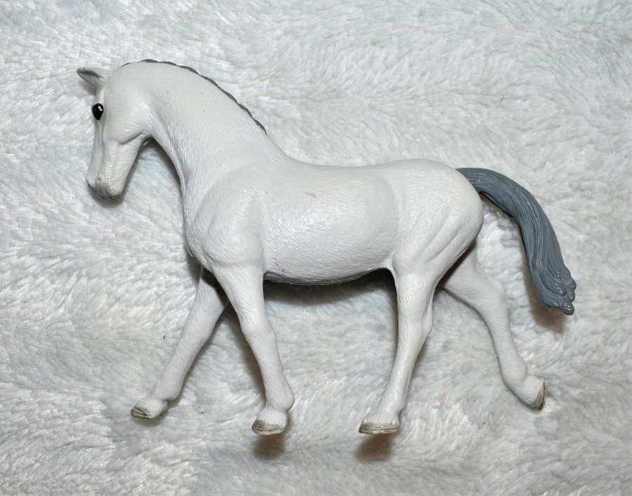 Schleich - Häst Trakehner Sto