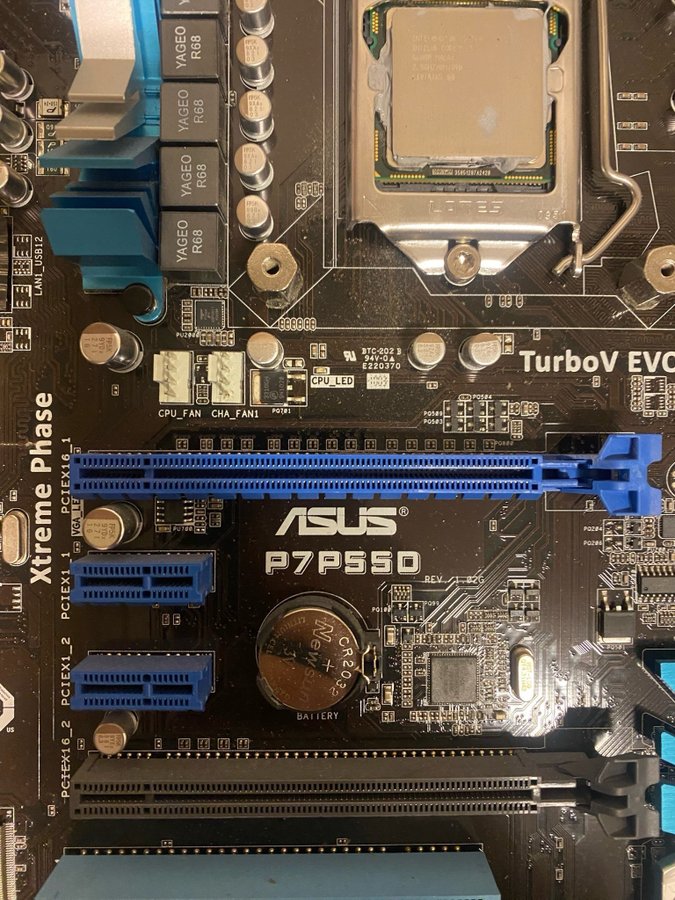 ASUS P7P55D Moderkort med CPU