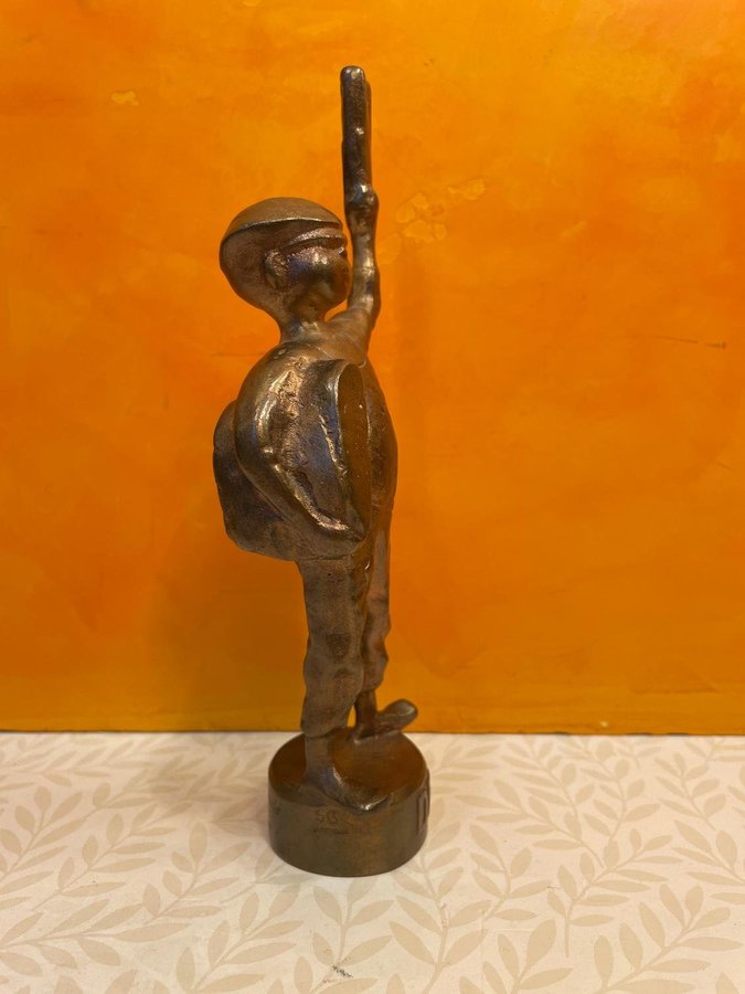 STIG BLOMBERG "Tidningspojken" patinerad brons signerad SB 1936