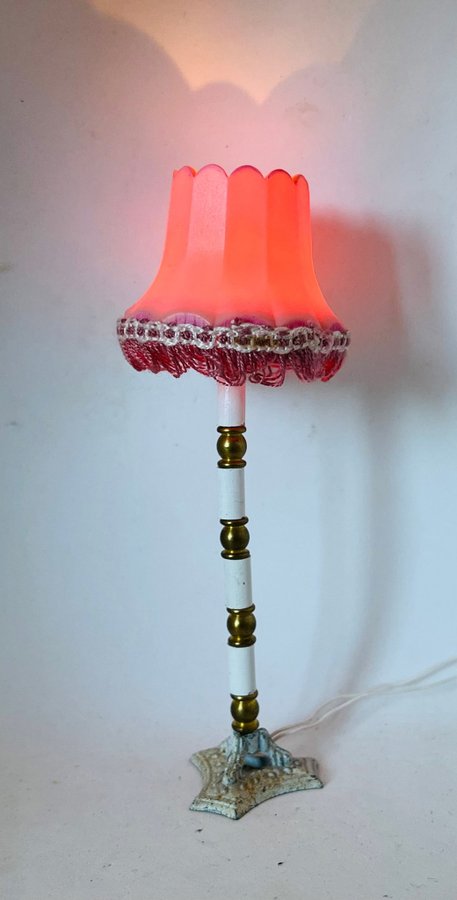 Lundby Golvlampa med rosa skärm Retro 80-tal