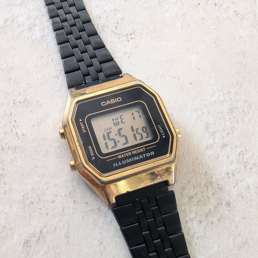 Casio LA680WE