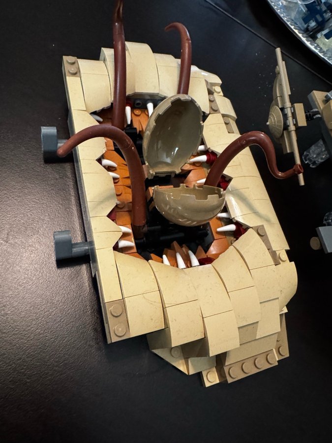 Lego Star Wars 75396 Escape from the Sarlacc