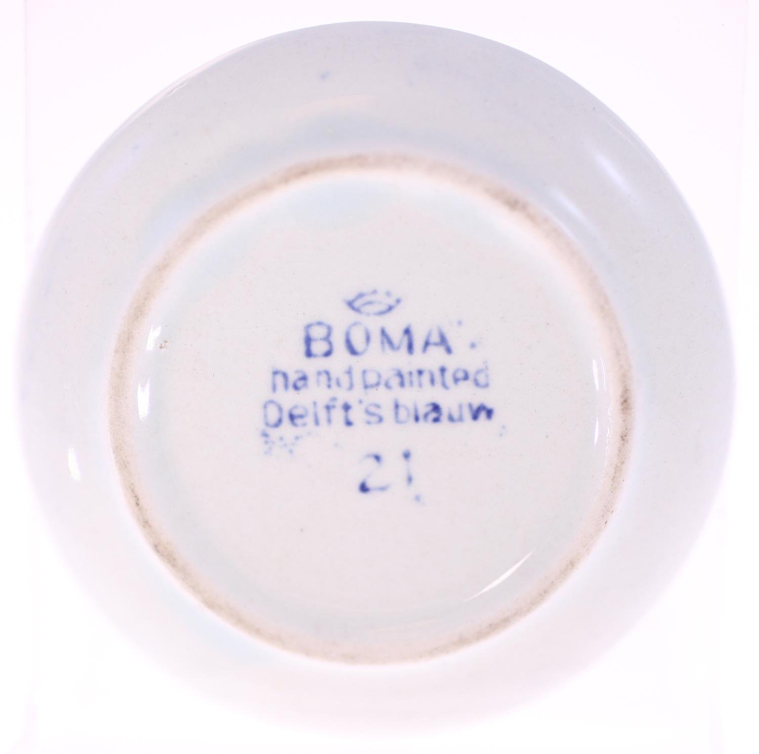 BOMA 21 vintage mini hand painted Delft porcelain dish-circa 1960s-Weight 26g