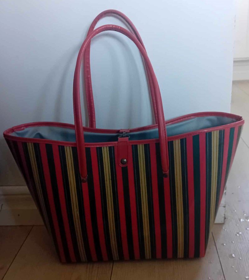 RETRO HANDVÄSKA TOTBAG