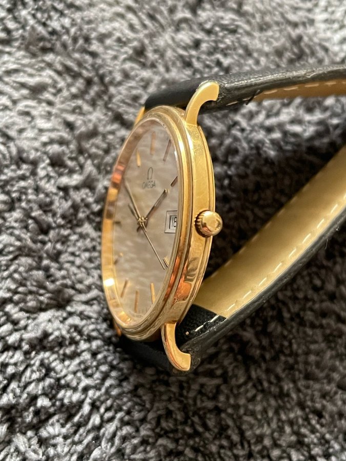 Herrur Omega 18k