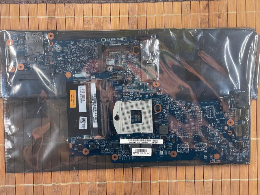 Lenovo Thinkpad Edge E330  Motherboard Intel 04W4175