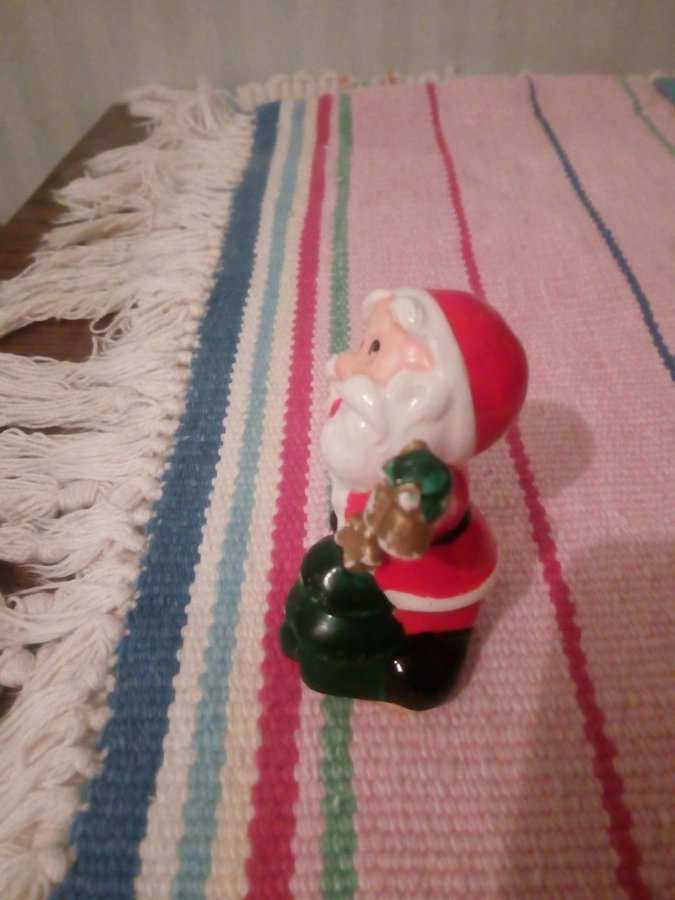 Retro jul tomte nisse jultomte i porslin figurin porslintomte m gran Santa Claus