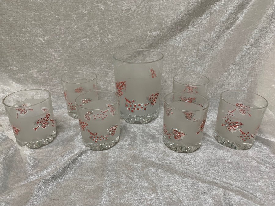 Italy vindruvor vindruvsklase frostad rosa karaff 14,5cm + 6 glas dricksglas 9cm