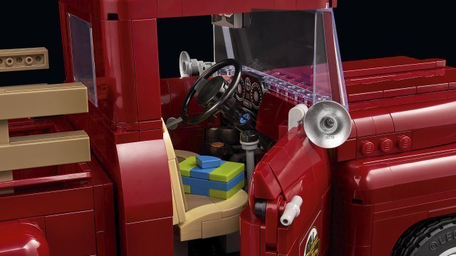 LEGO 10290 Pickup Truck