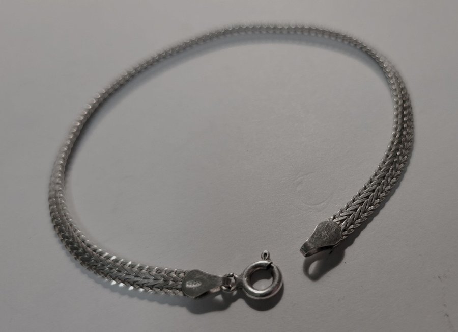 Silverarmband i Sterlingsilver 925, 18,5 cm långt