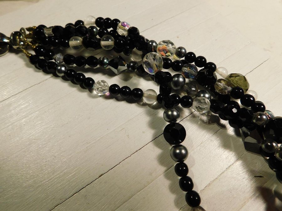 Chocker Kollier av Svarta Onyx Beads och Kristal Beads 43 cm