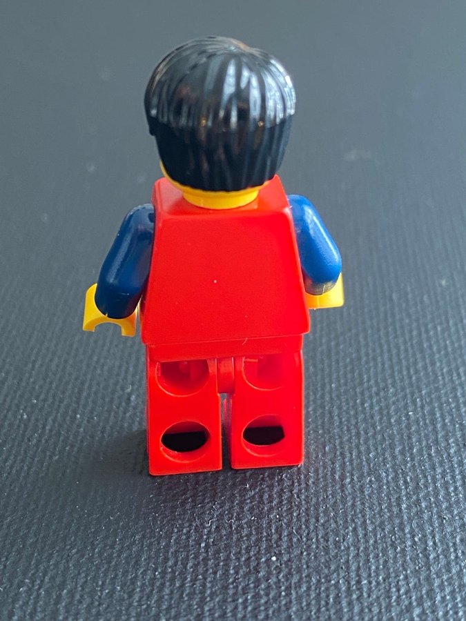 Red Shirt - LEGO - Minifigur - cty0108