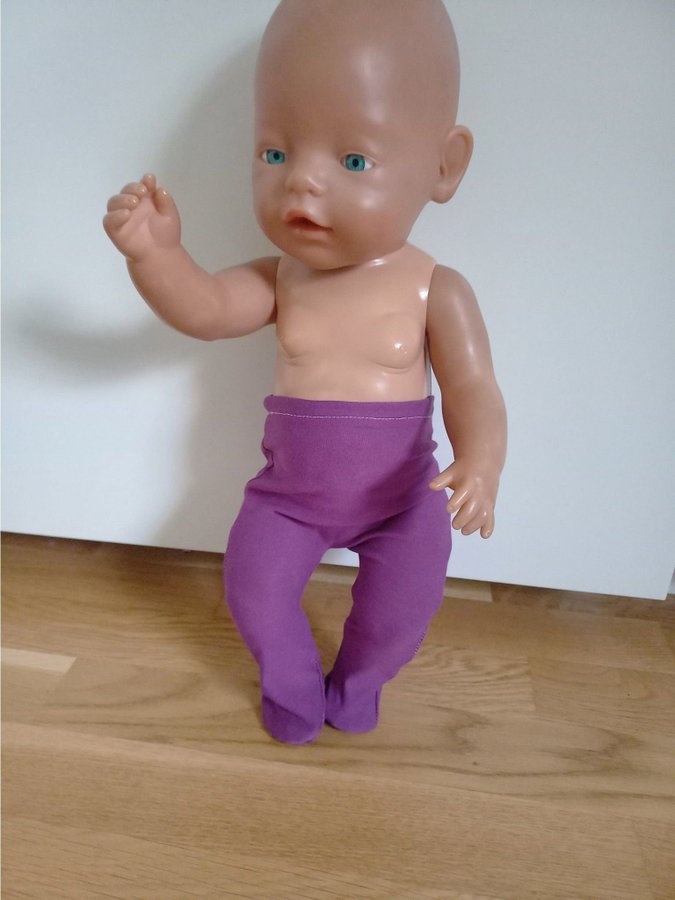 Dockkläder. Top ,  strumpbyxor mössa.....modell baby born 43 cm