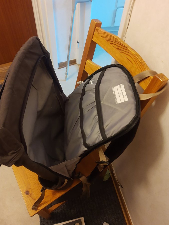 Everest ryggsäck 28L vintagemodellmörkgrå