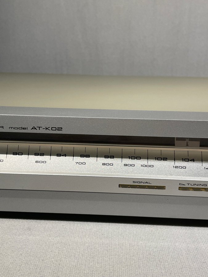 Akai AT-K02, FM AM Stereo Tuner, Made in Japan