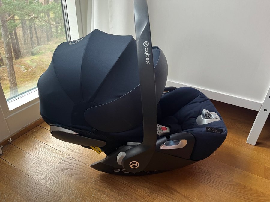 Babyskydd Cybex Platinum Cloud Z I-Size Midnight Blue inkl SensorSafe 2019