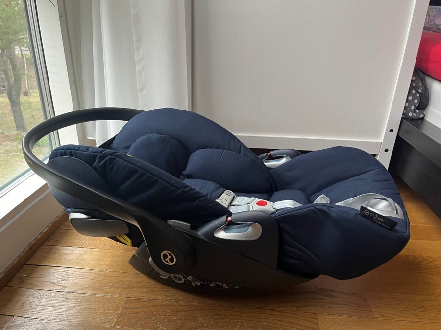 Babyskydd Cybex Platinum Cloud Z I-Size Midnight Blue inkl SensorSafe 2019