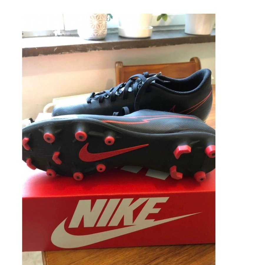 Nike Fotbollsskor Svart Storlek 40