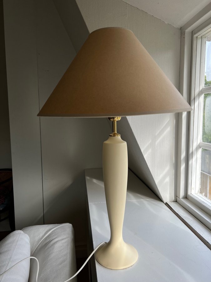 Stor Beige Bordslampa Tyskland Antik Retro Vintage