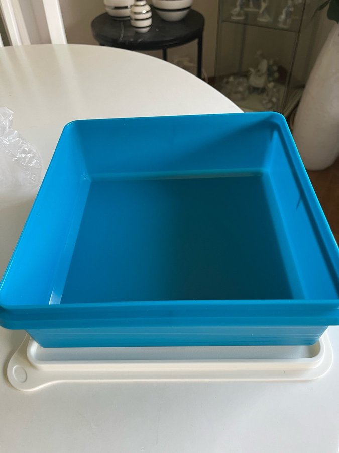 Tupperware ny fyrkantiga förvaringsburk