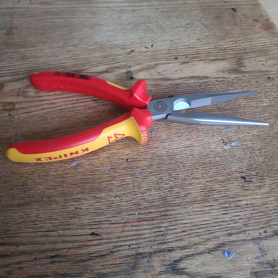 Knipex 26 16 200 spetstång 1000v