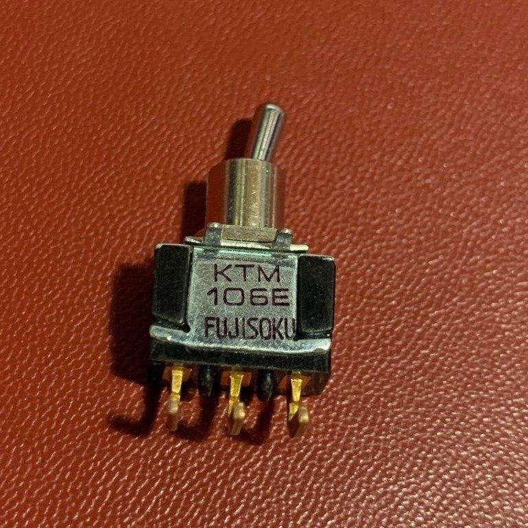 35st Fujisoku Electric Co Ltd KTM-106E-R On/off toggle switch Elfa 35-348-15