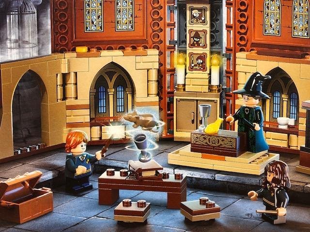 LEGO Harry Potter 76382 "Lektion i förvandlingskonst" - från 2021 oöppnad!