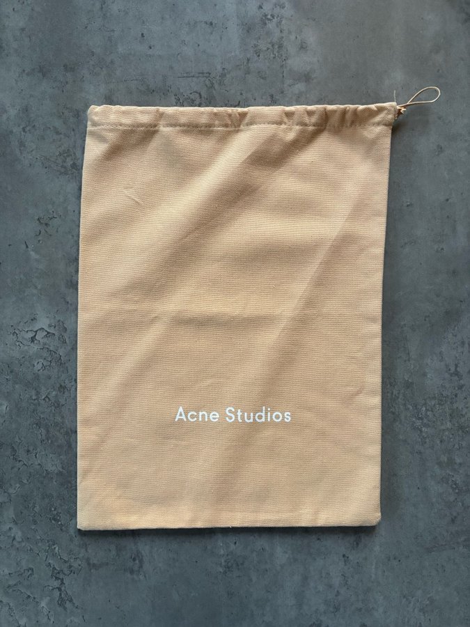 Acne Studios - förvaringspåse