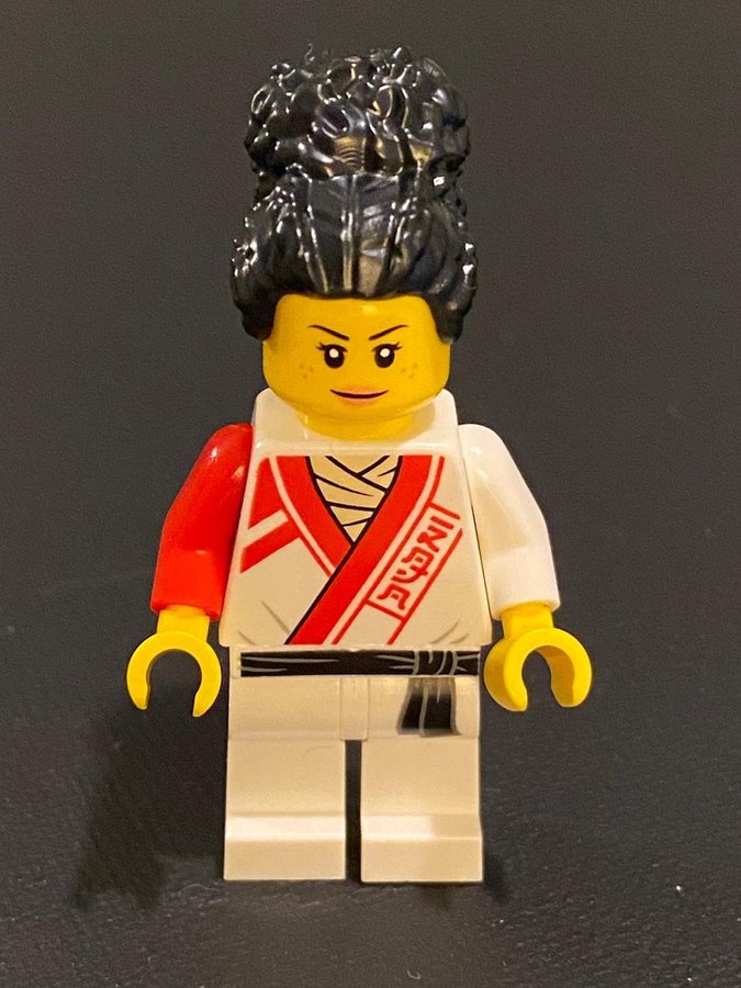 Apprentice Female - LEGO - Minifigur - njo800