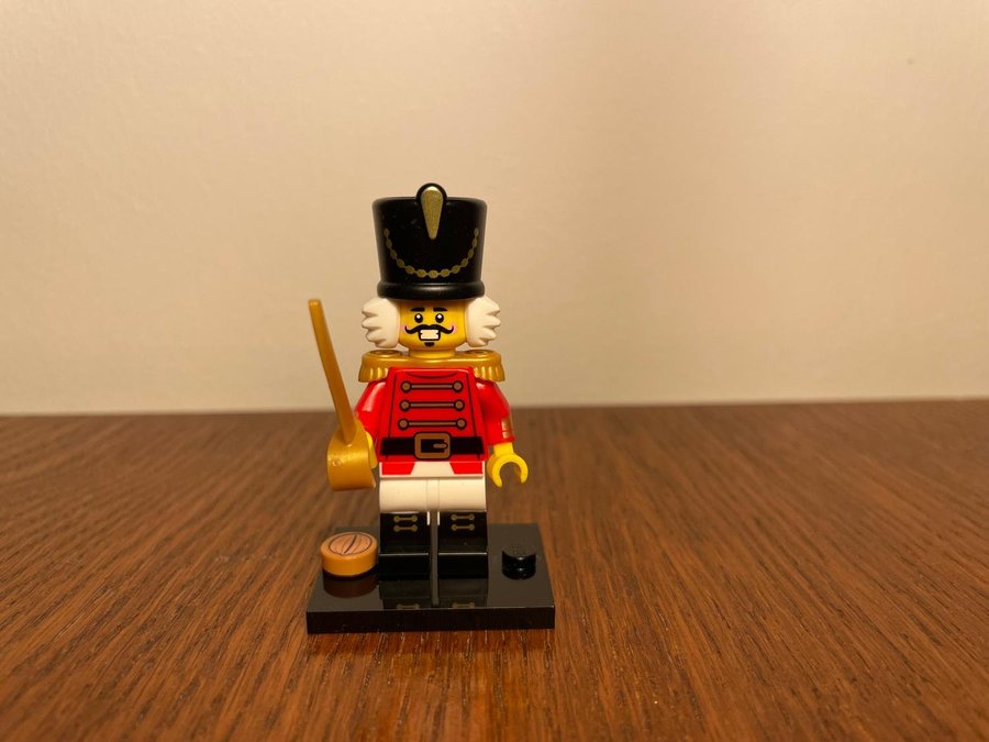 LEGO Collectible Minifigures: Series 23 - Nutcracker (2022)