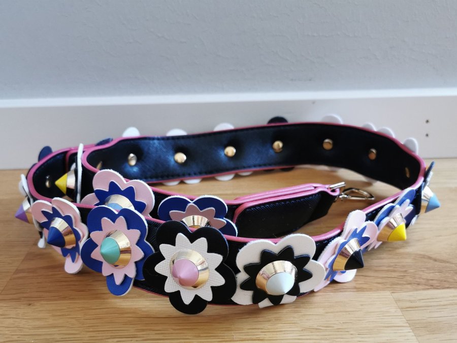 Sommar accessoar axelrem handtag rem till väska väskrem nitar blommor