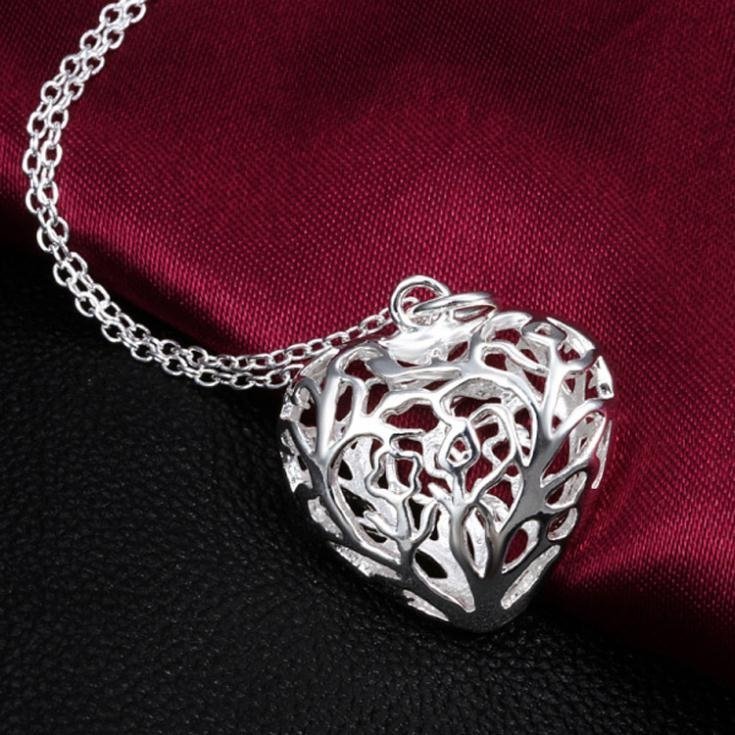 Vackert Sterling Silver stort hjärta halsband 925 stämplad pläterad älskling söt