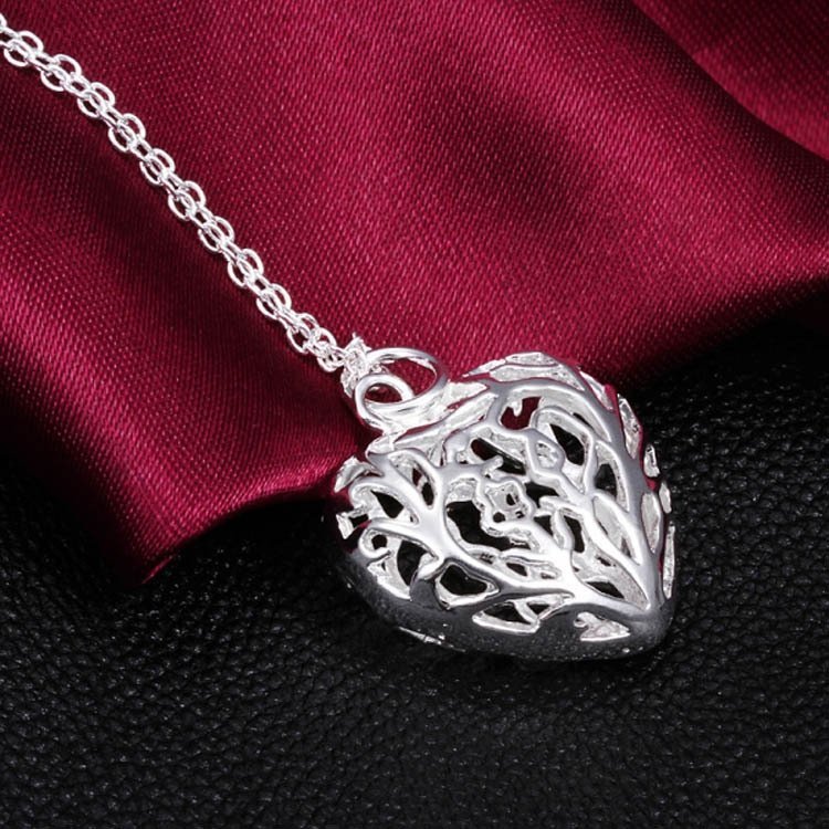 Vackert Sterling Silver stort hjärta halsband 925 stämplad pläterad älskling söt