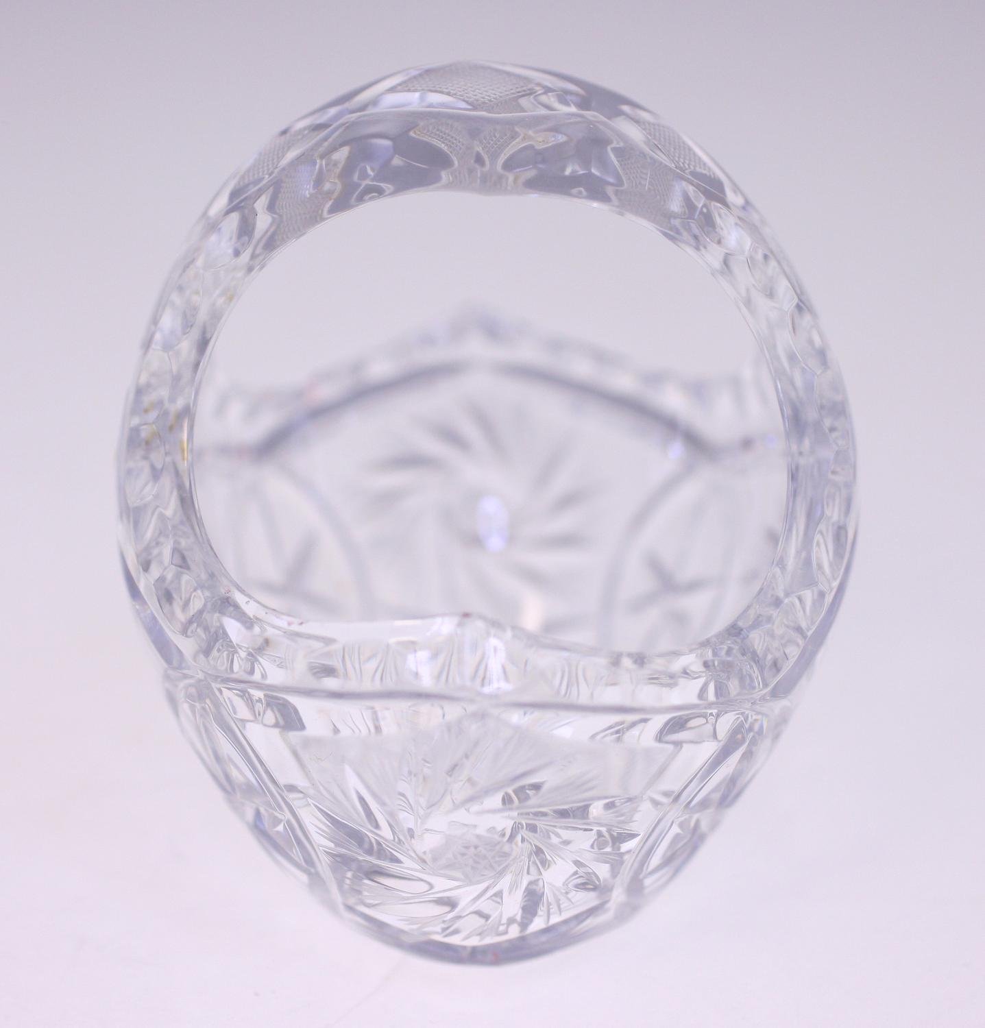Vintage crystal glass ornamental hand basket-circa 1970s-Weight 418g