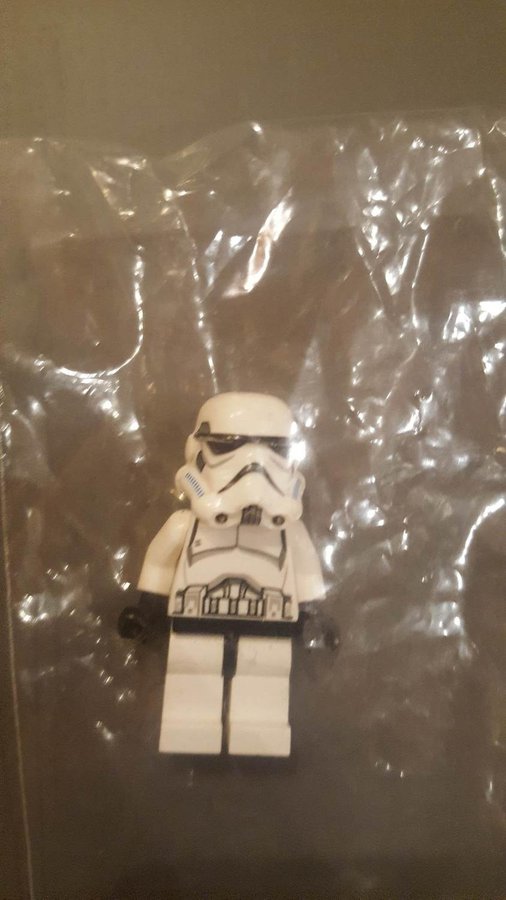 Lego Minifig Clone Trooper (Phase 2) - Scowl