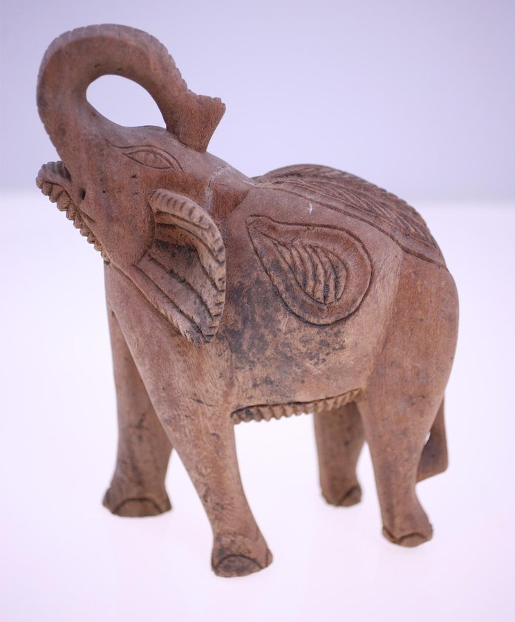 Vintage hand carved wooden elephant ornament-needs repairing-Weight 25Kg