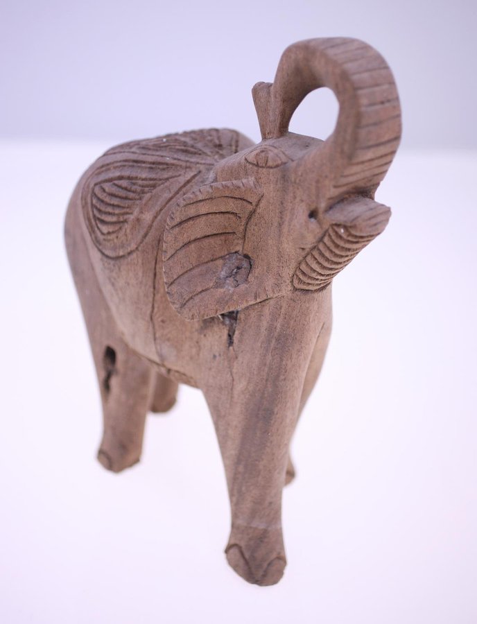 Vintage hand carved wooden elephant ornament-needs repairing-Weight 25Kg